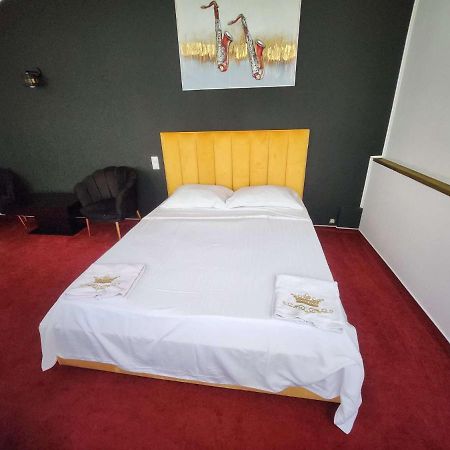 Karma Coffe&Room'S Bukarest Exteriör bild