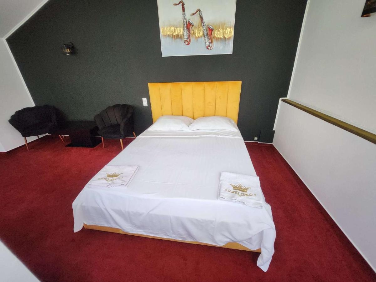 Karma Coffe&Room'S Bukarest Exteriör bild